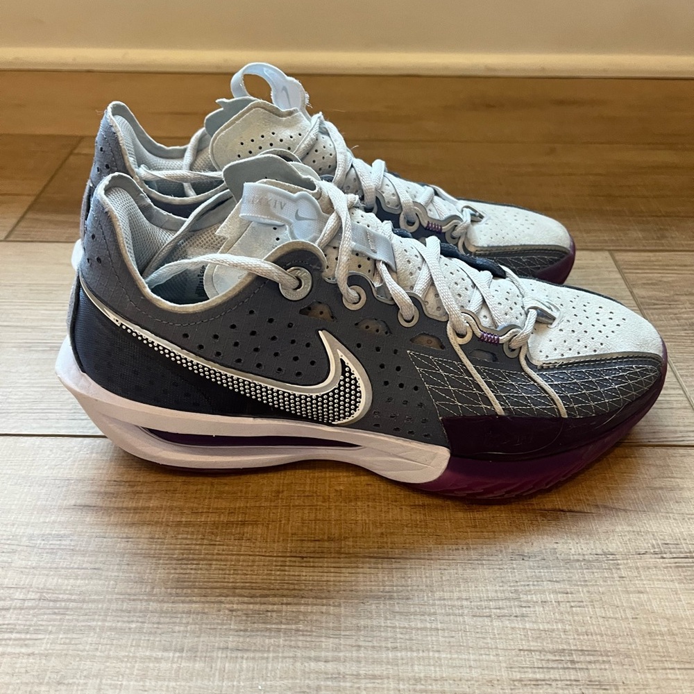 Nike Shoes Womens 8.5 White Purple Silver Zoom Freak 4  Basketball